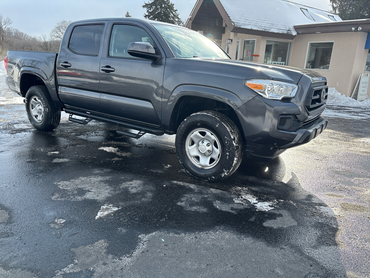 Toyota Tacoma 4WD SR Double Cab 5' Bed V6 AT (Natl) 2023