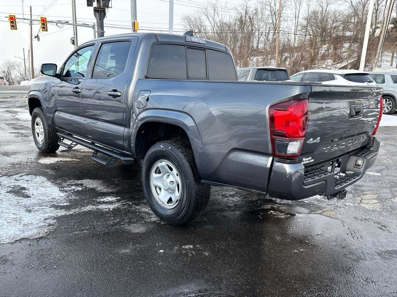 Toyota Tacoma 4WD SR Double Cab 5' Bed V6 AT (Natl) 2023