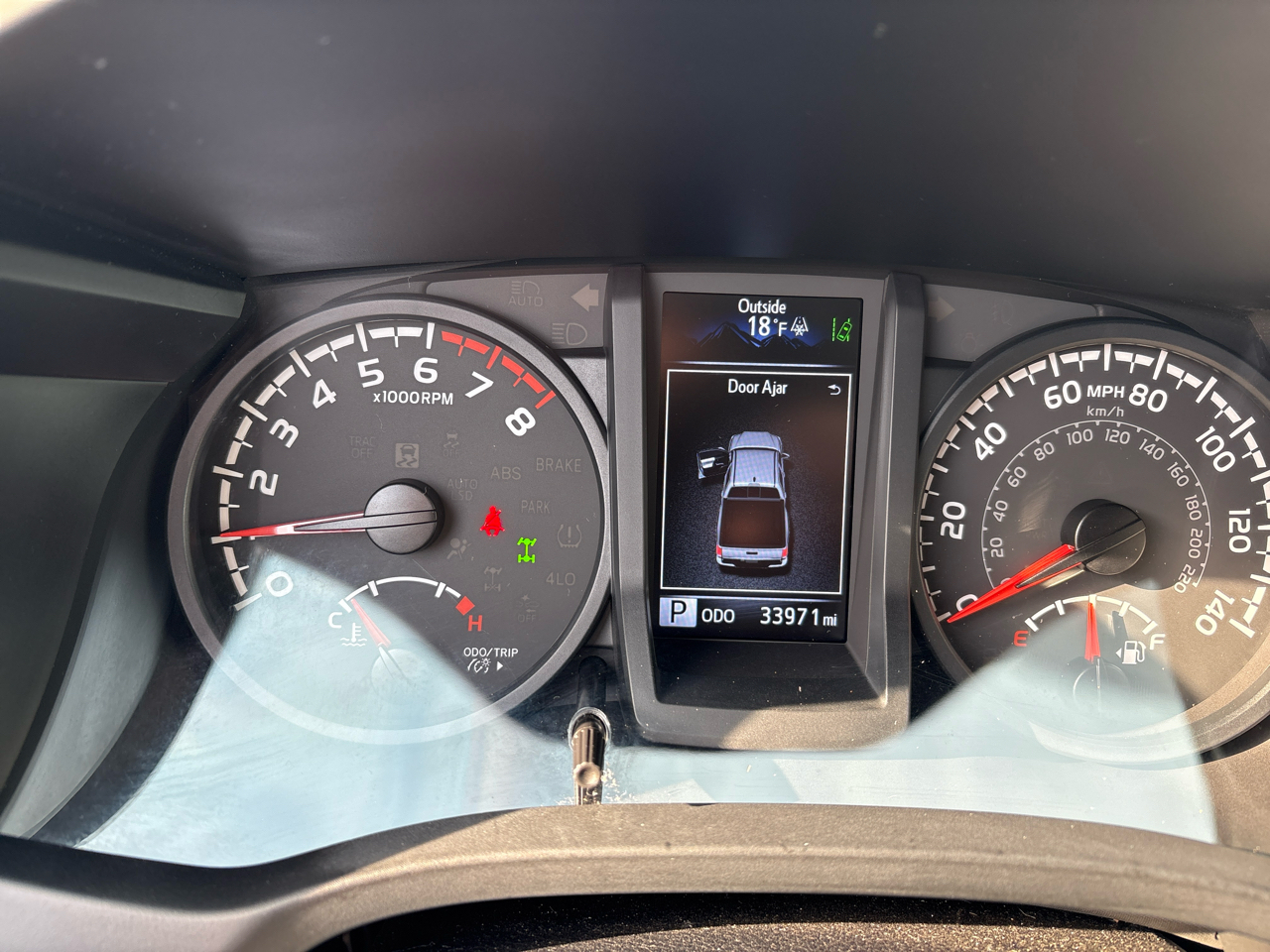 Toyota Tacoma 4WD SR Double Cab 5' Bed V6 AT (Natl) 2023