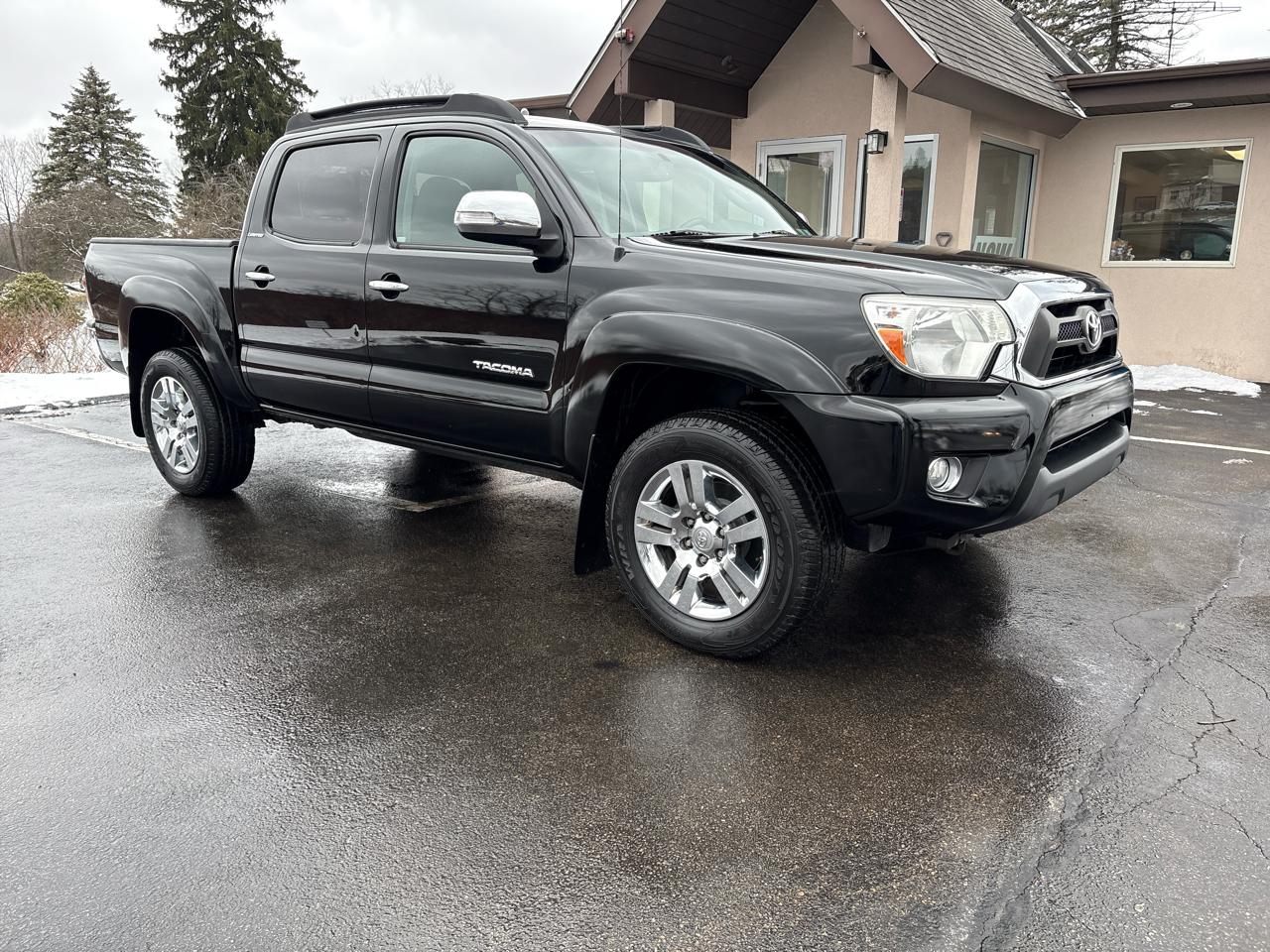 Toyota Tacoma 4WD Double Cab V6 AT Limited (Natl) 2013