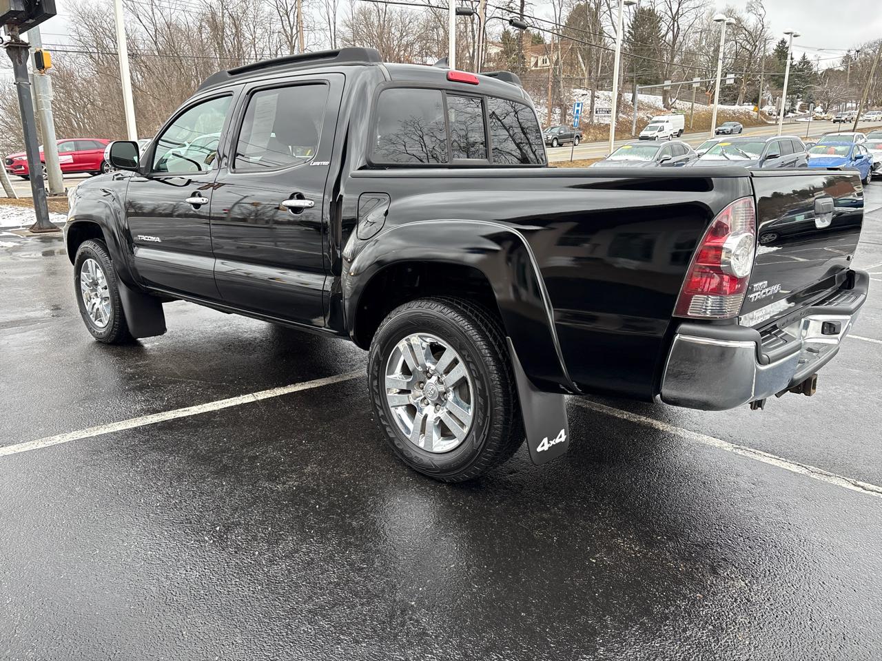 Toyota Tacoma 4WD Double Cab V6 AT Limited (Natl) 2013