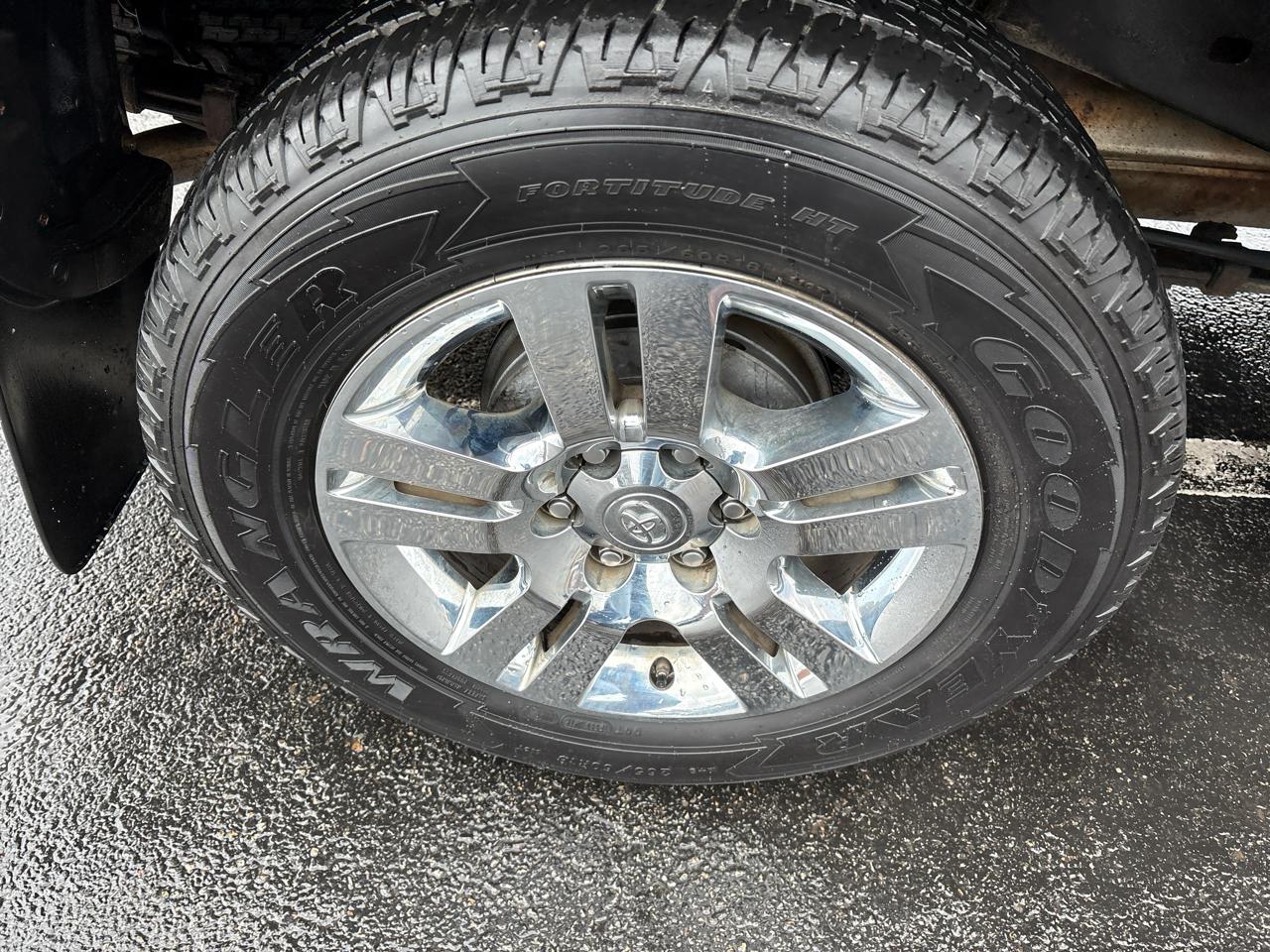 Toyota Tacoma 4WD Double Cab V6 AT Limited (Natl) 2013