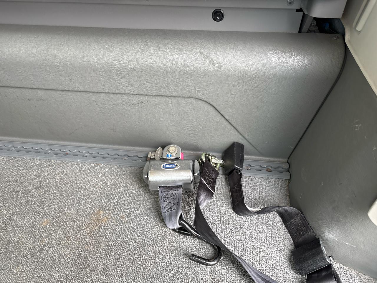 Chrysler Town & Country 4dr Wgn Limited *Ltd Avail* 2010