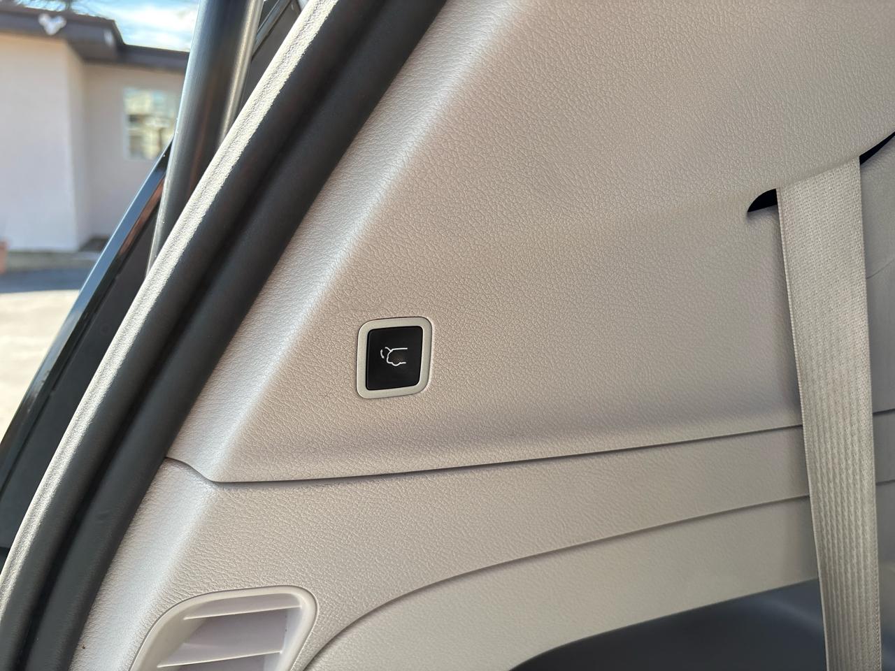 Chrysler Voyager LX FWD 2023