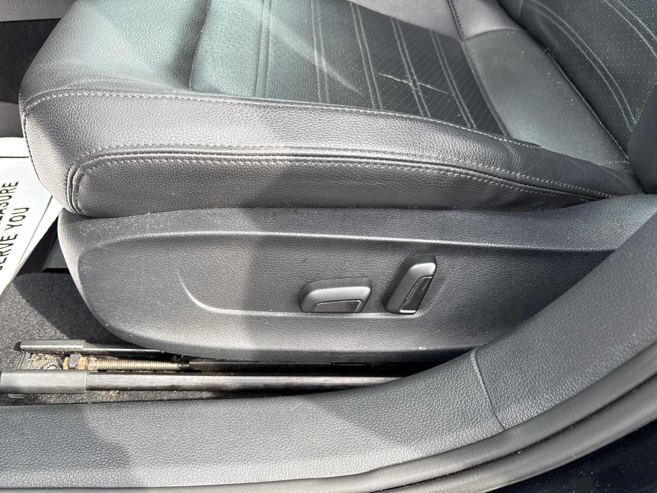 Volkswagen Jetta Sedan 4dr Auto SEL 2014