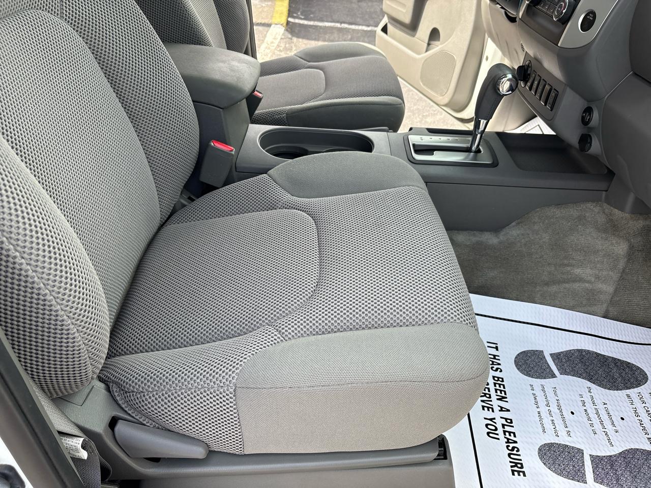 Nissan Frontier Crew Cab 4x4 SV V6 Auto 2018