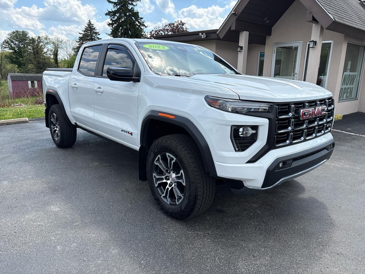 GMC Canyon 4WD Crew Cab AT4 2023