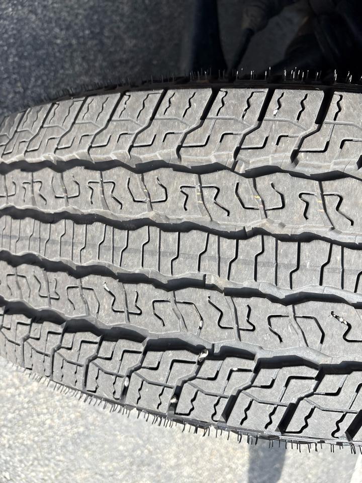 GMC Canyon 4WD Crew Cab AT4 2023