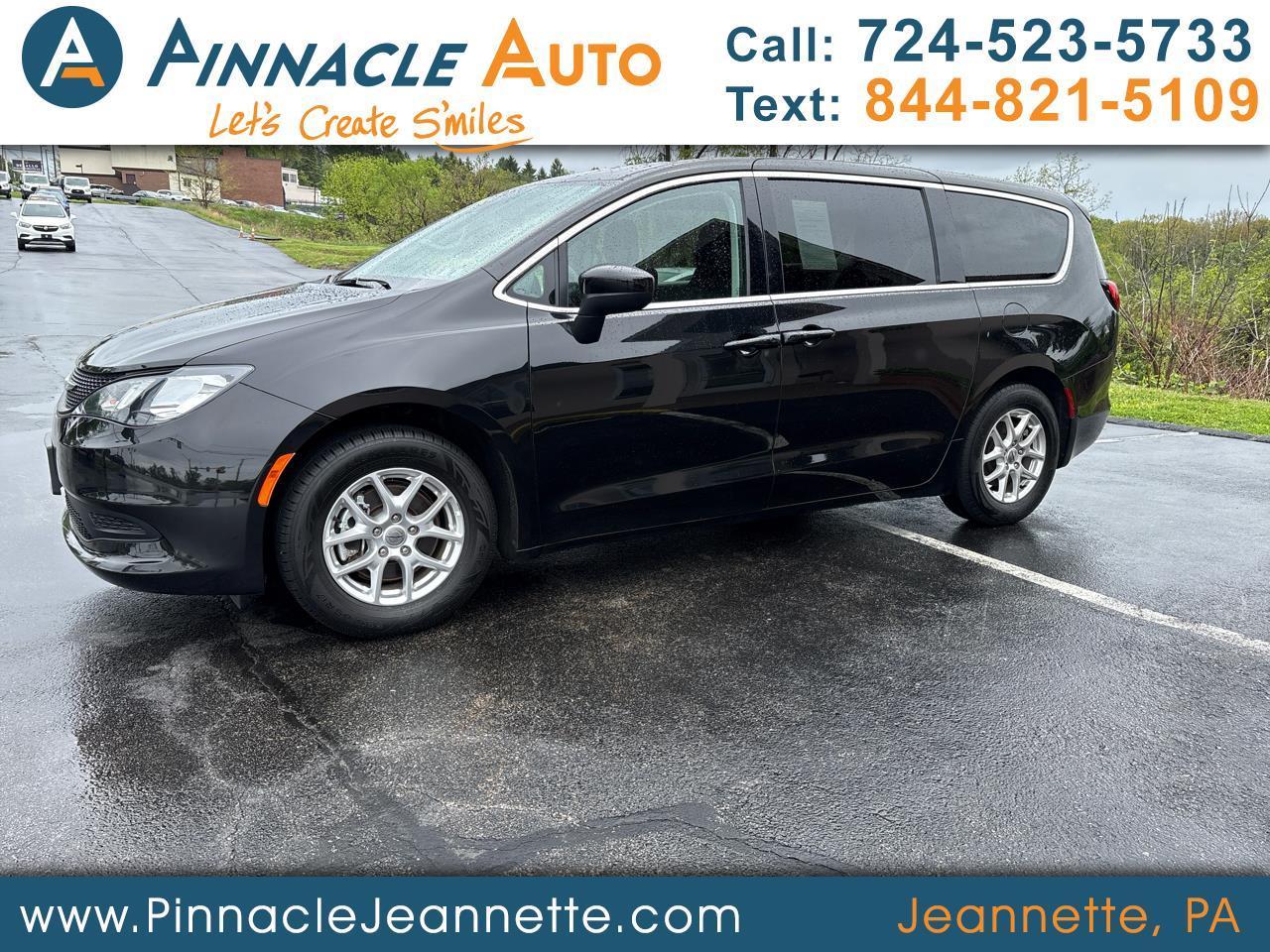 Chrysler Voyager LX FWD 2023