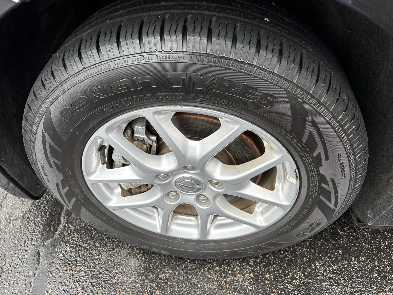 Chrysler Voyager LX FWD 2023