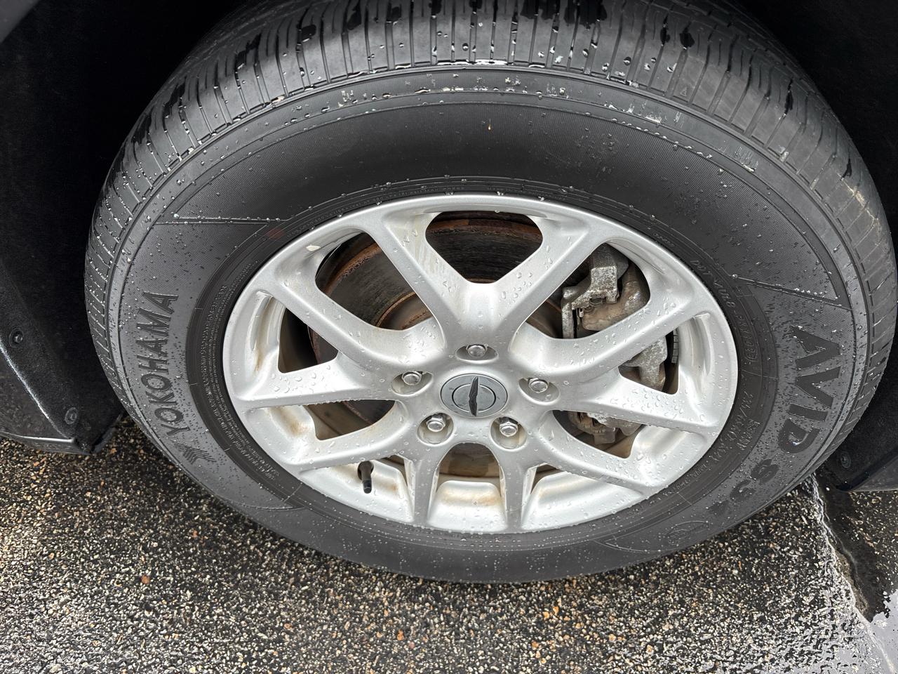 Chrysler Voyager LX FWD 2023