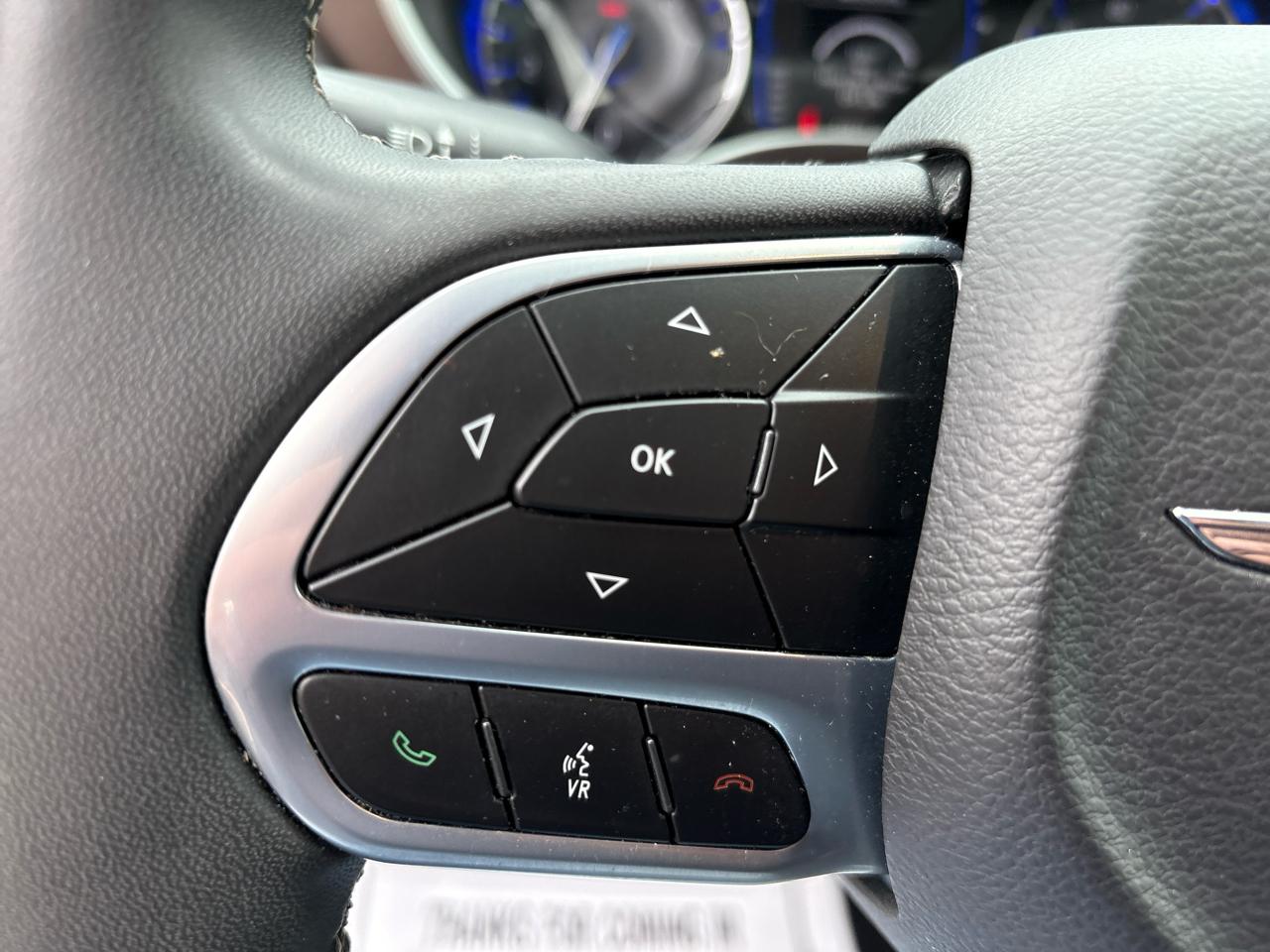 Chrysler Voyager LX FWD 2023