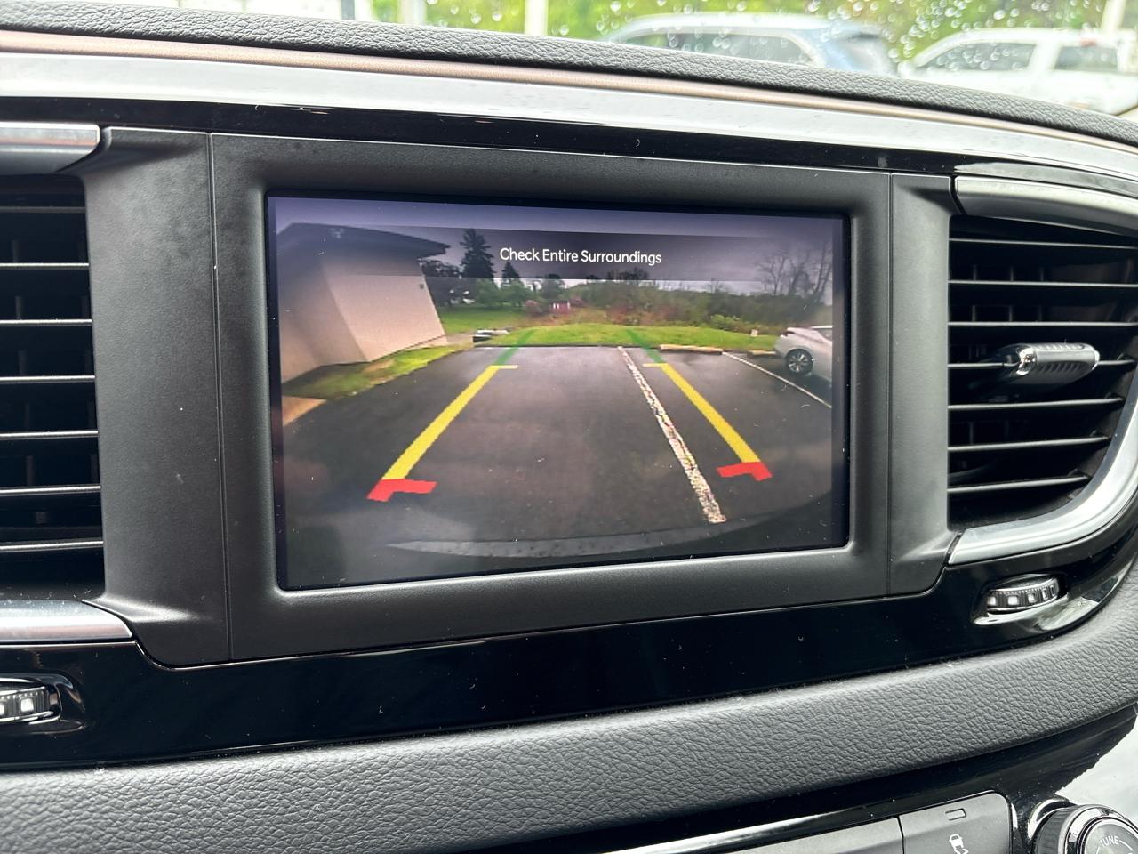 Chrysler Voyager LX FWD 2023