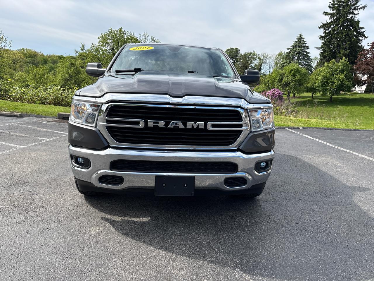 RAM 1500 Big Horn 4x4 Crew Cab 5'7" Box 2021
