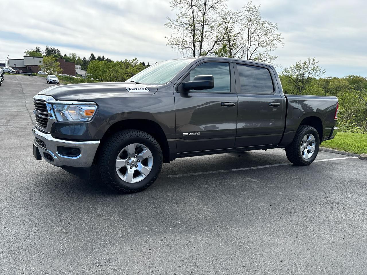 RAM 1500 Big Horn 4x4 Crew Cab 5'7" Box 2021