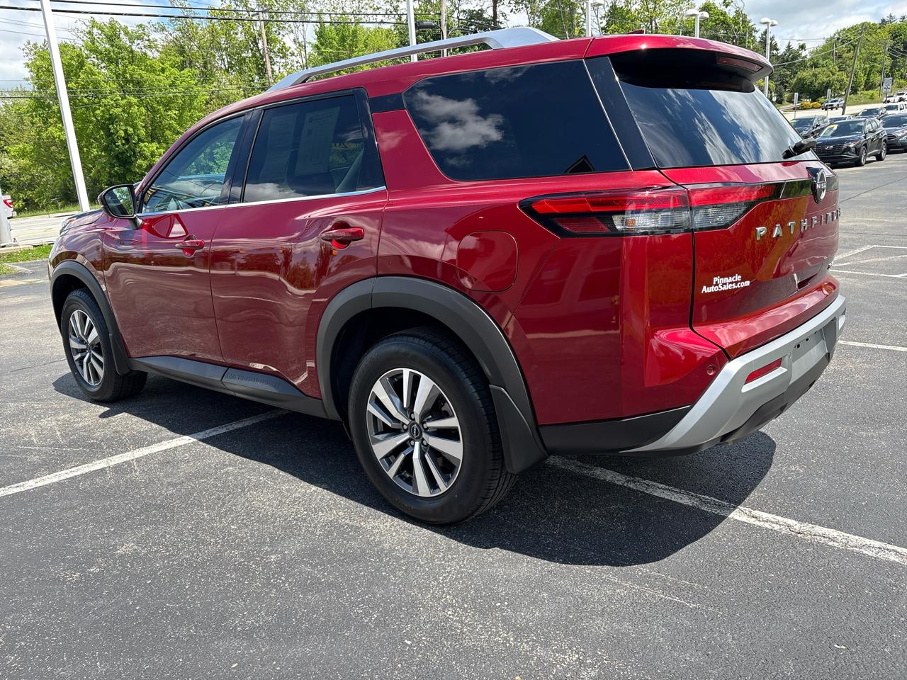 Nissan Pathfinder SL 4WD 2022