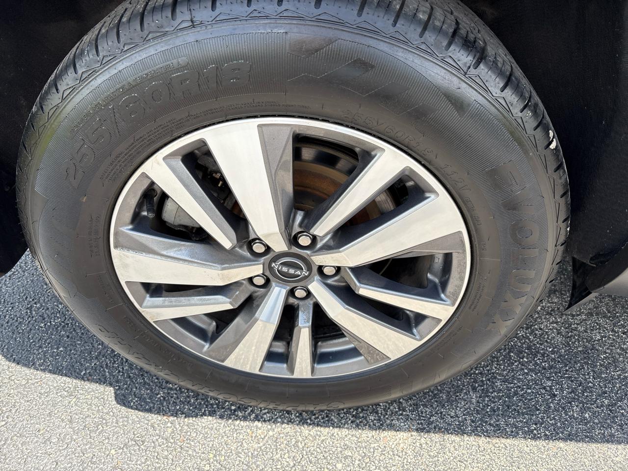 Nissan Pathfinder SL 4WD 2022