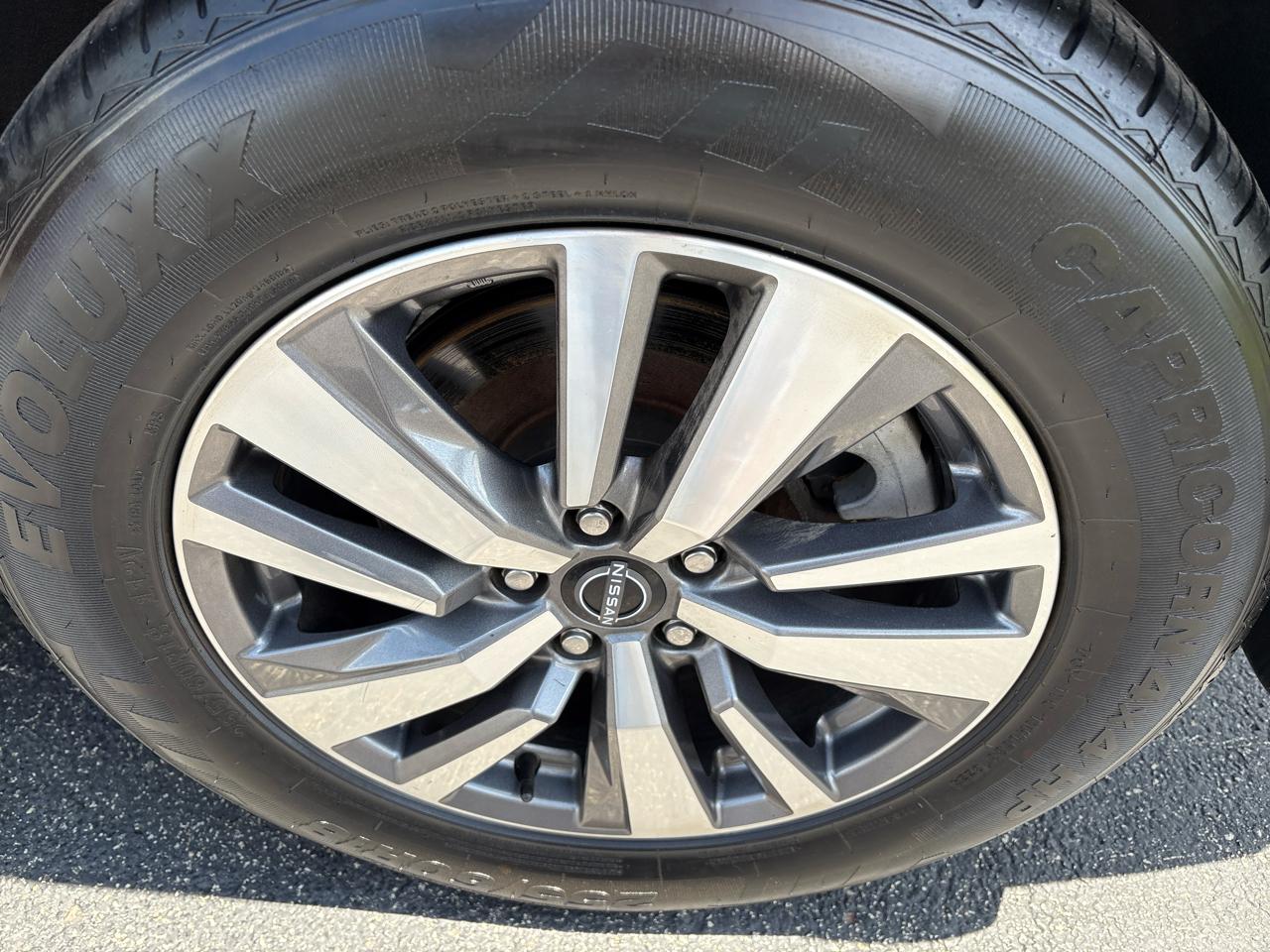 Nissan Pathfinder SL 4WD 2022