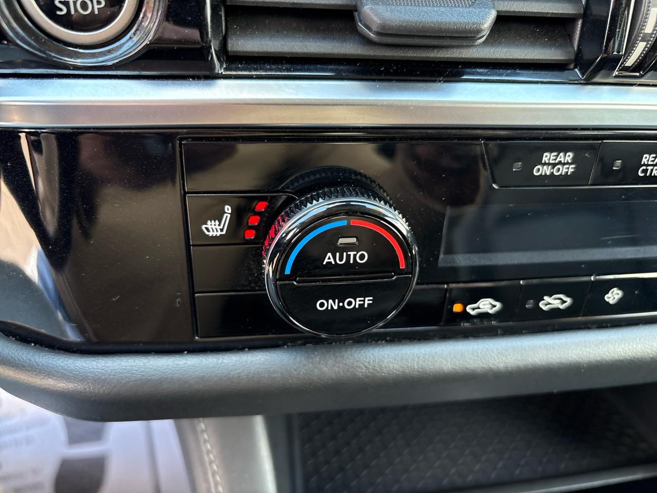 Nissan Pathfinder SL 4WD 2022
