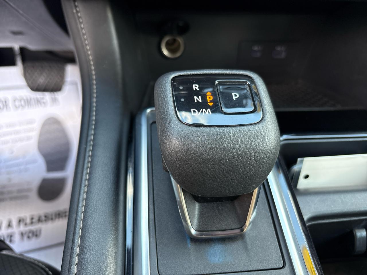 Nissan Pathfinder SL 4WD 2022