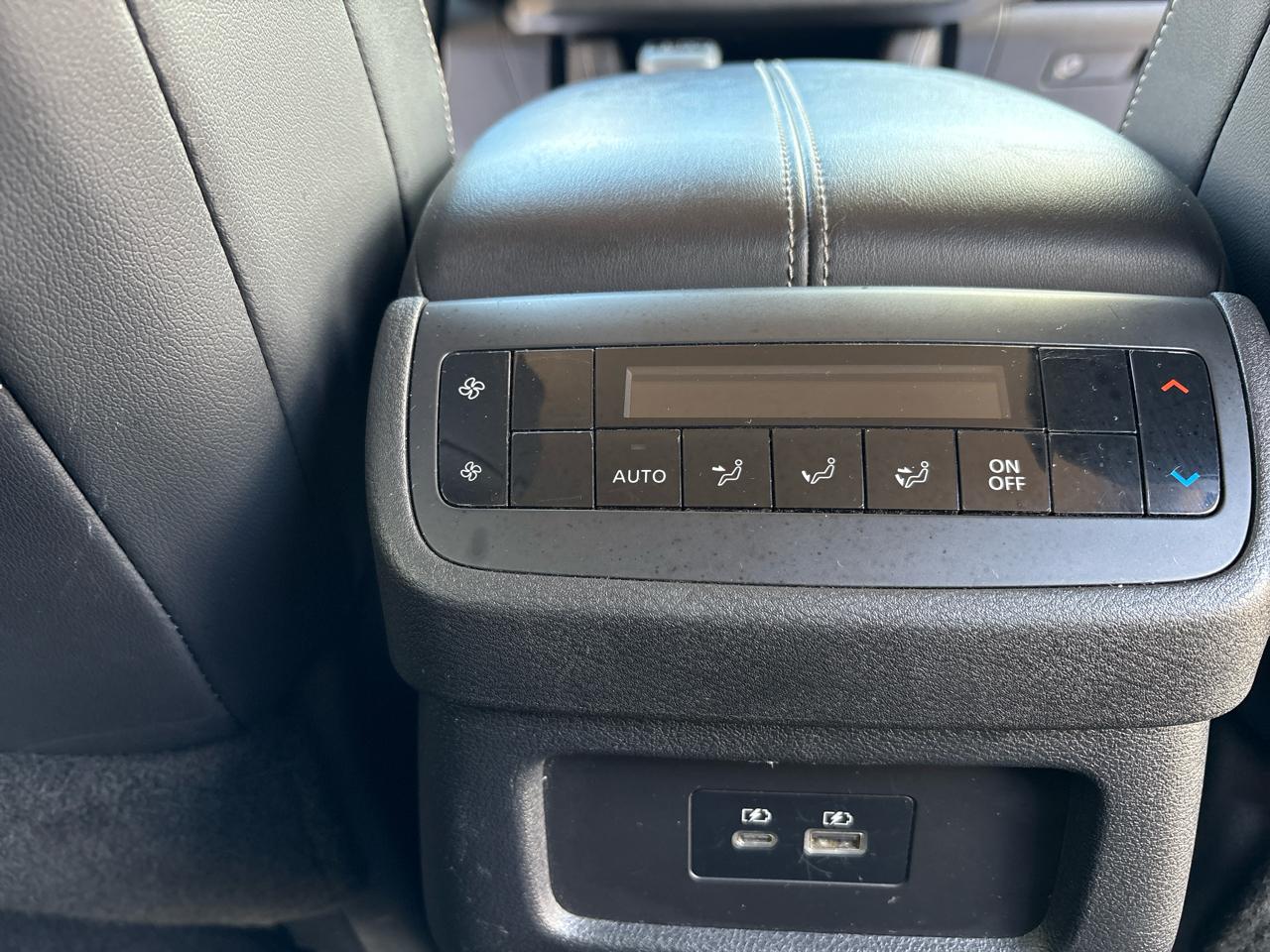 Nissan Pathfinder SL 4WD 2022