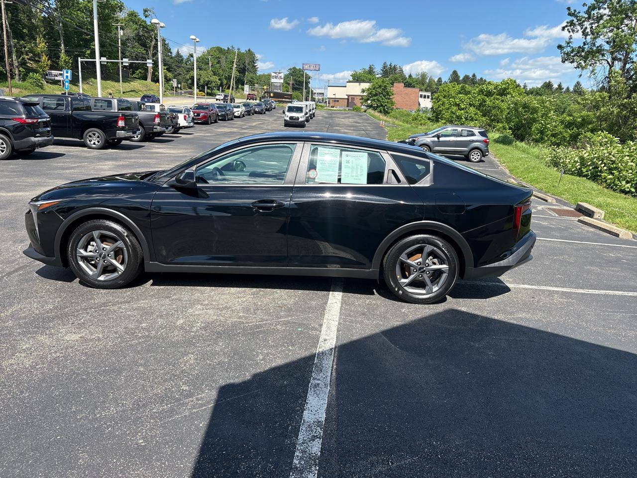Kia K4 LXS FWD 2025