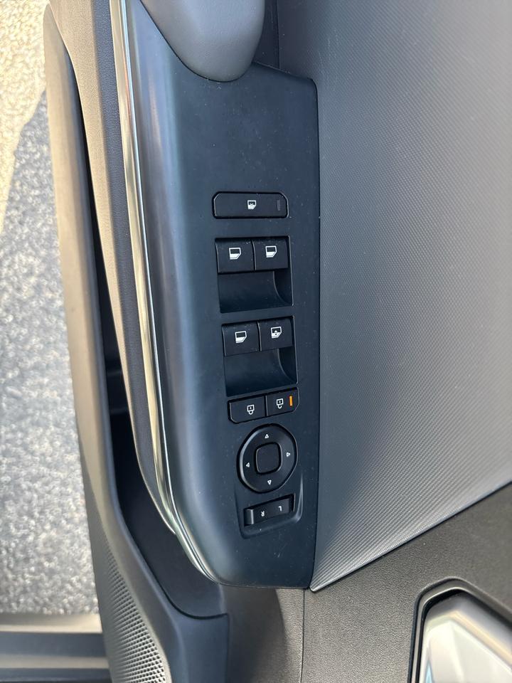 Kia K4 LXS FWD 2025