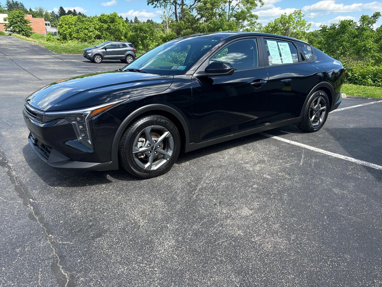 Kia K4 LXS FWD 2025