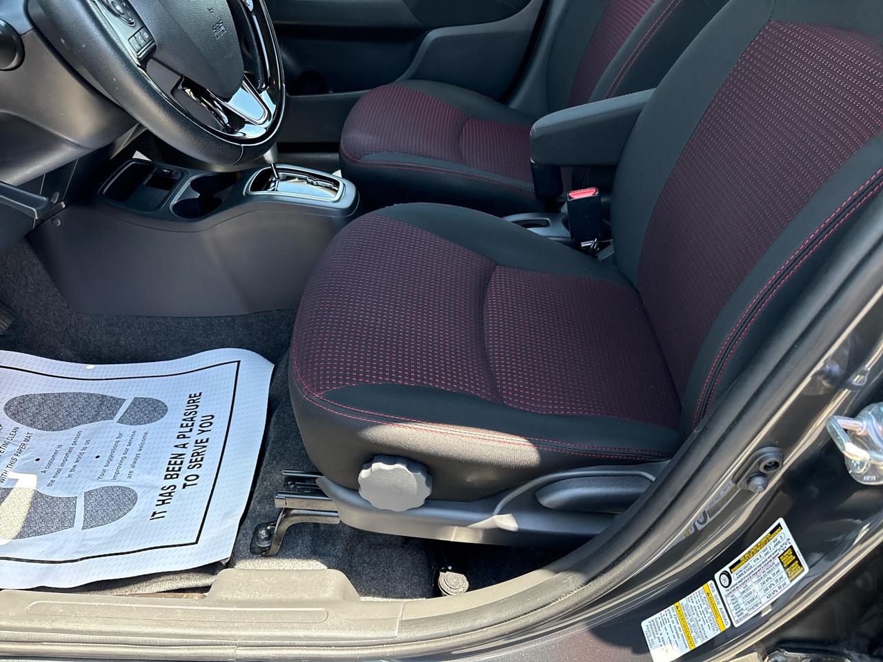 Mitsubishi Mirage G4 Black Edition CVT 2024
