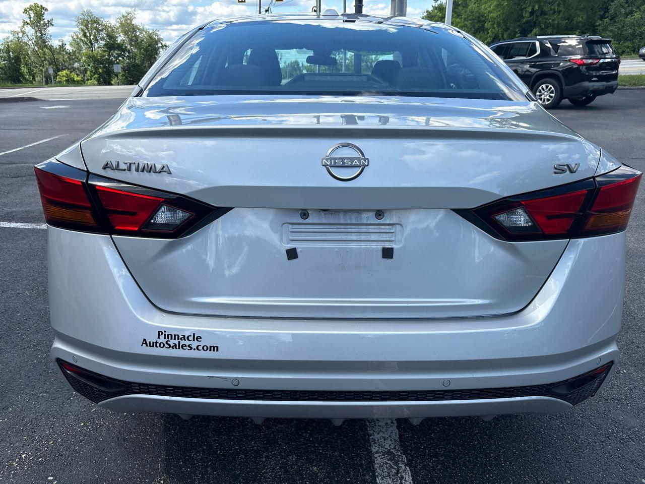 Nissan Altima 2.5 SV Sedan 2024