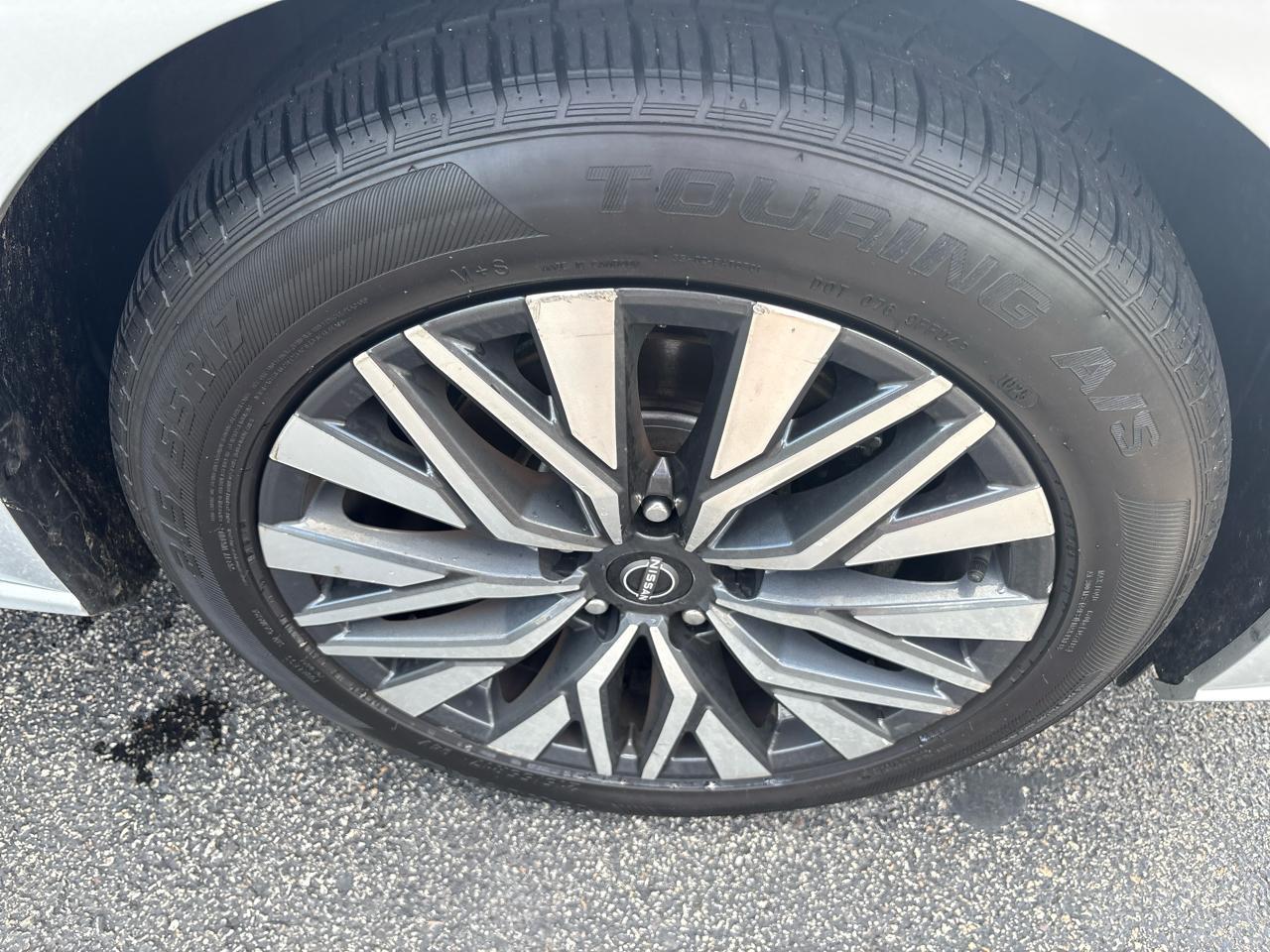 Nissan Altima 2.5 SV Sedan 2024