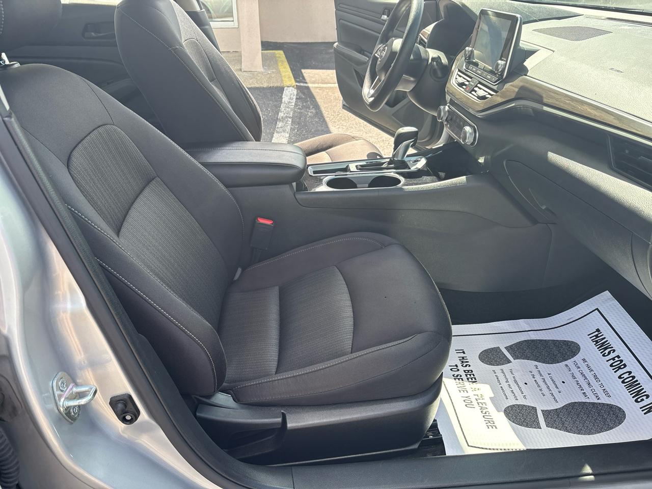 Nissan Altima 2.5 SV Sedan 2024