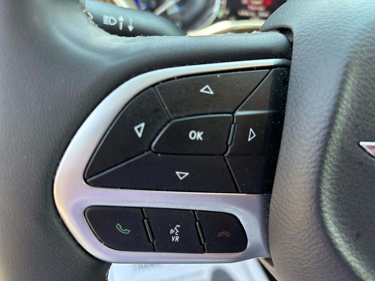 Chrysler Pacifica Limited FWD 2023