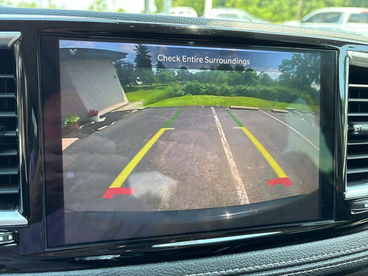 Chrysler Pacifica Limited FWD 2023