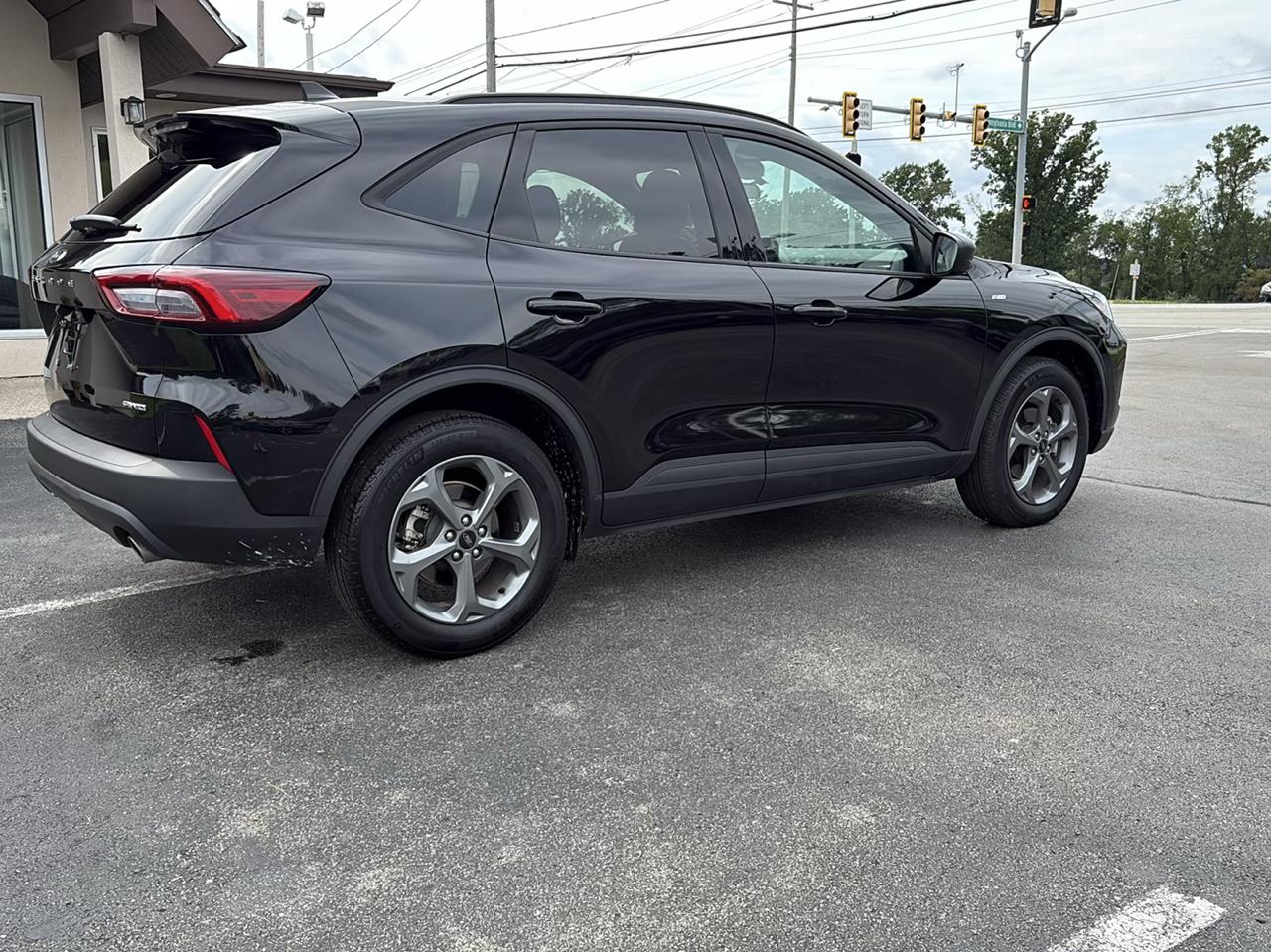 2025 Ford Escape ST-Line - Photo 6