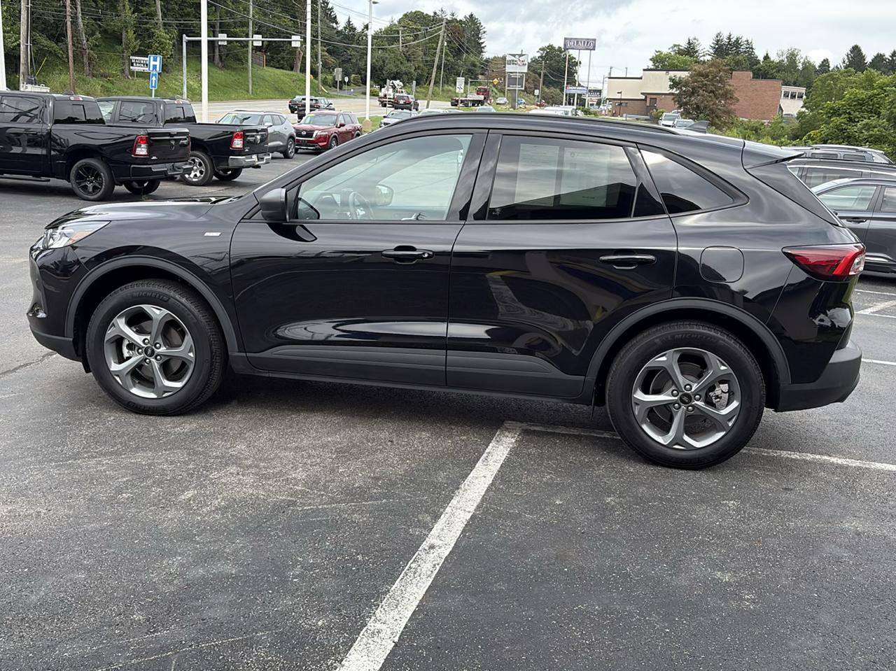 2025 Ford Escape ST-Line - Photo 9