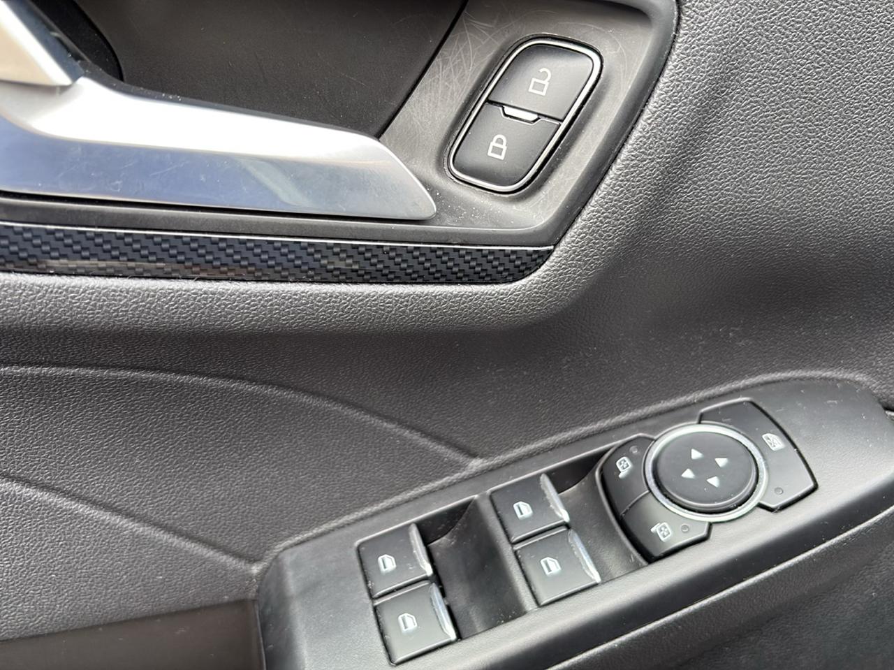 2025 Ford Escape ST-Line - Photo 17