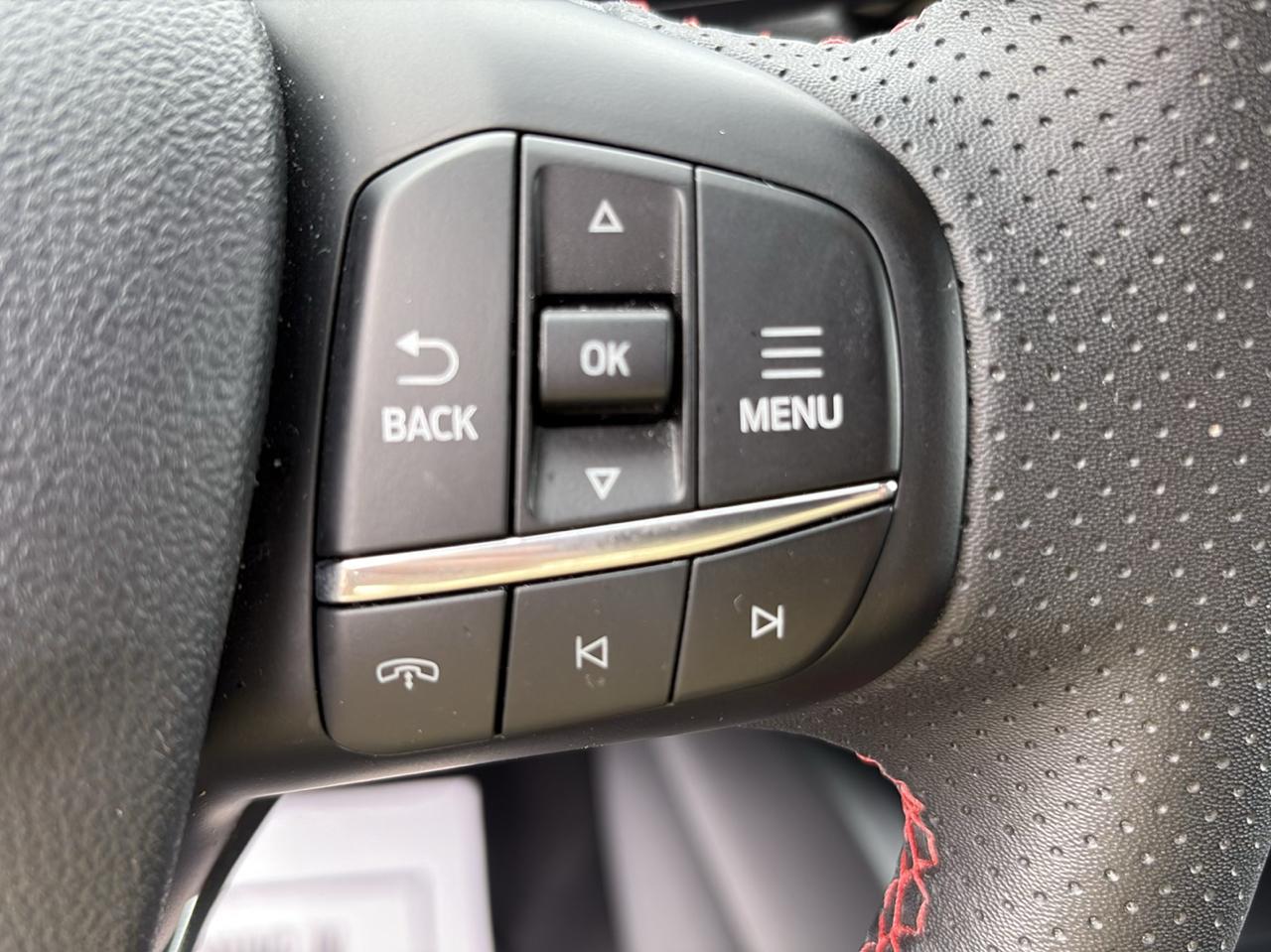 2025 Ford Escape ST-Line - Photo 23