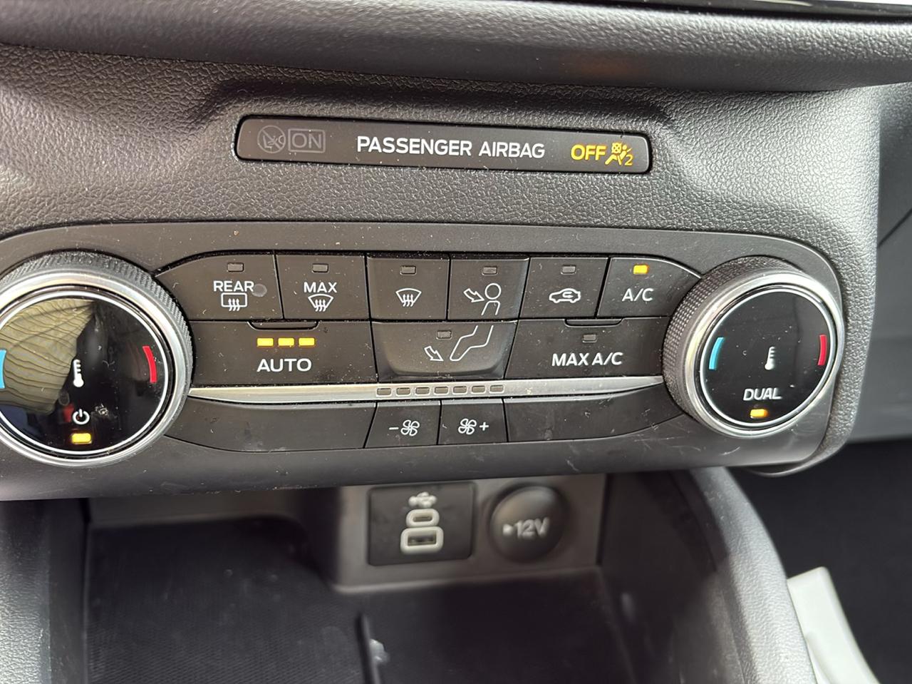 2025 Ford Escape ST-Line - Photo 27