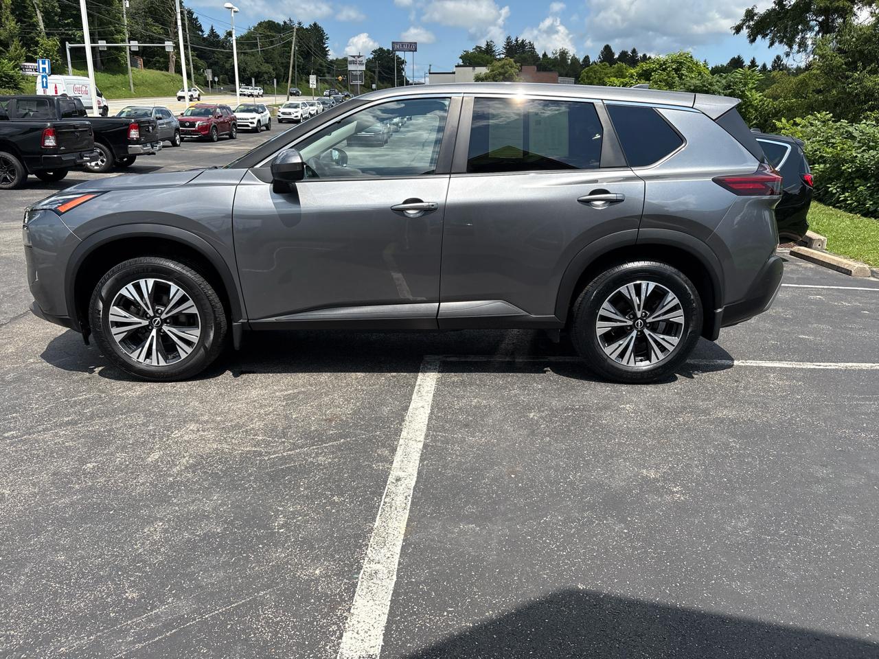 Nissan Rogue AWD SV 2023