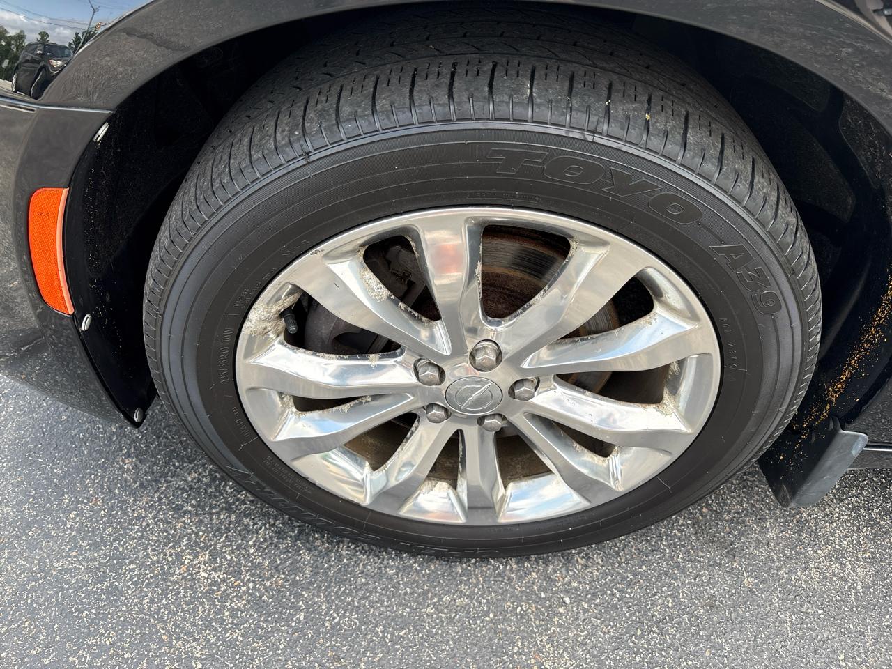 Chrysler 300 300C AWD 2017