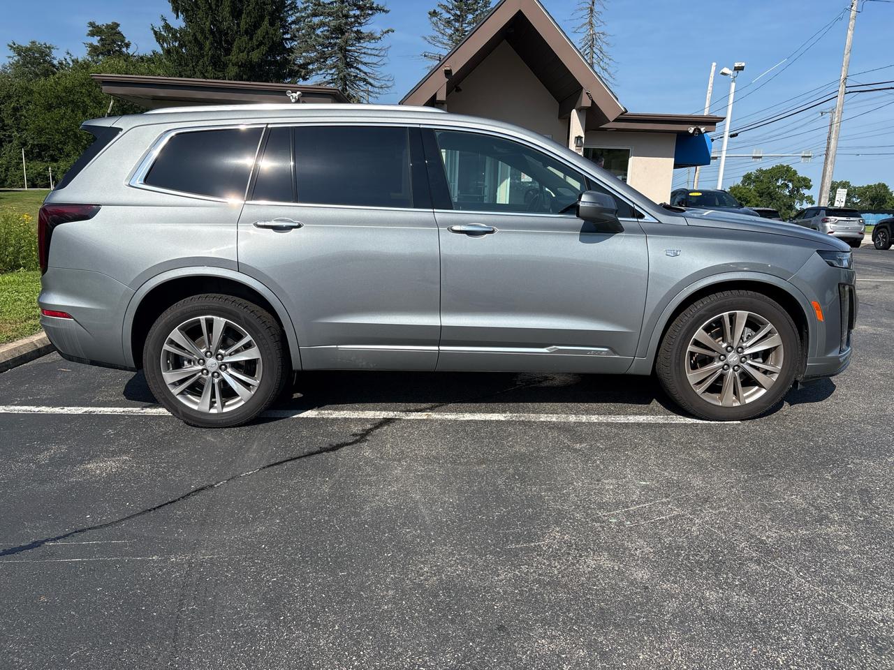 Cadillac XT6 AWD 4dr Premium Luxury 2024