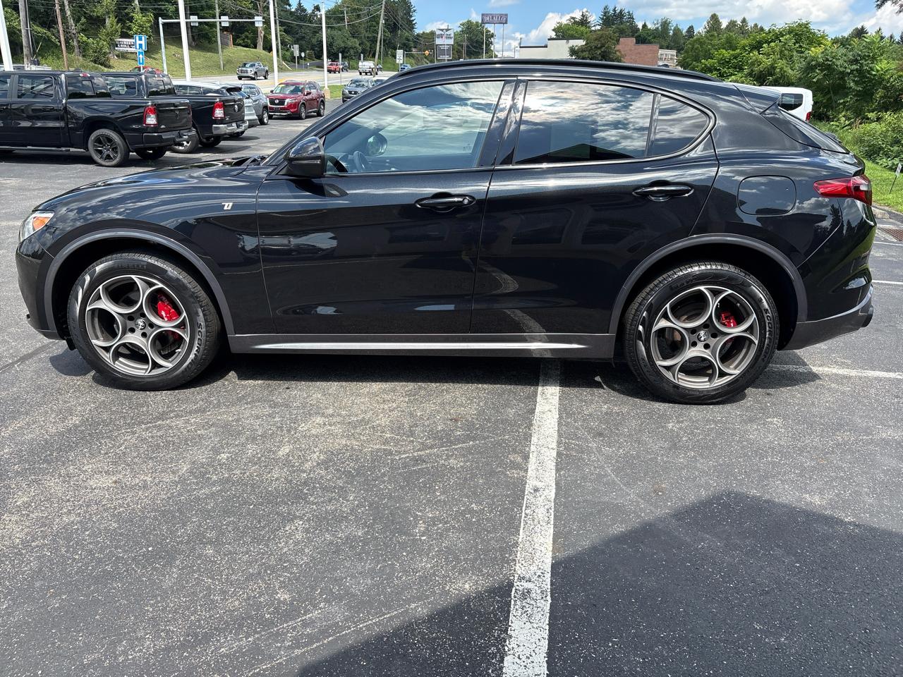Alfa Romeo Stelvio Ti AWD 2023