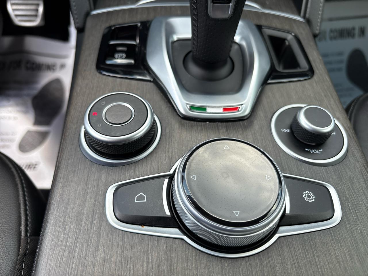 Alfa Romeo Stelvio Ti AWD 2023