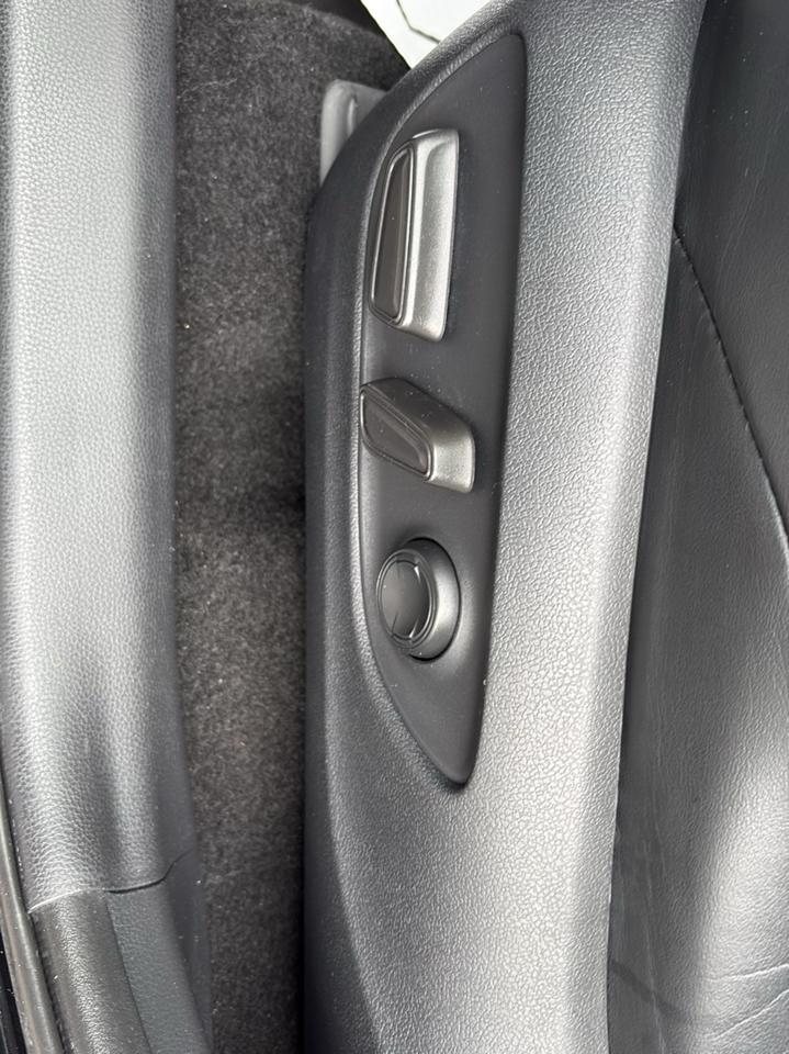 Toyota RAV4 Adventure AWD (Natl) 2019
