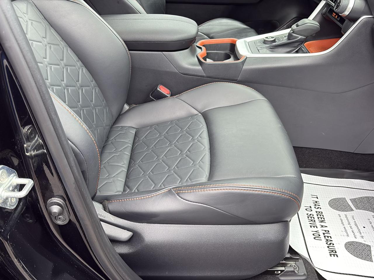 Toyota RAV4 Adventure AWD (Natl) 2019