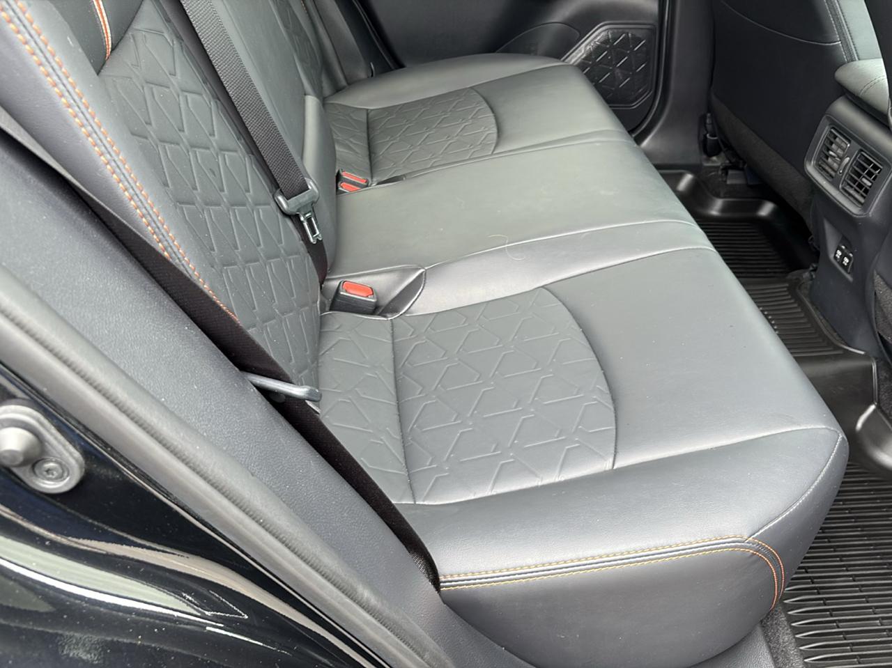Toyota RAV4 Adventure AWD (Natl) 2019