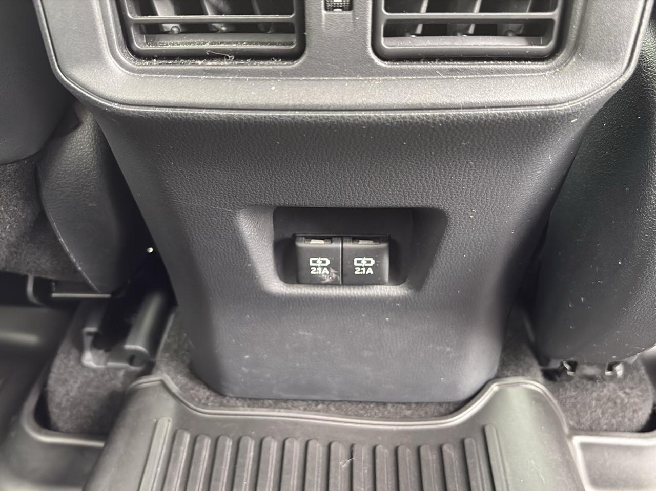 Toyota RAV4 Adventure AWD (Natl) 2019