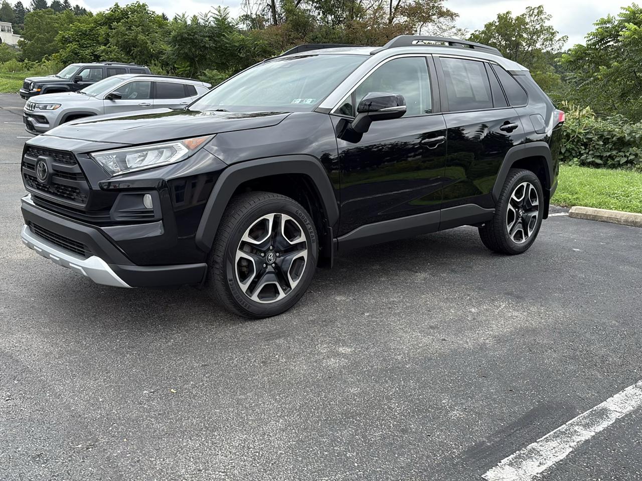 Toyota RAV4 Adventure AWD (Natl) 2019