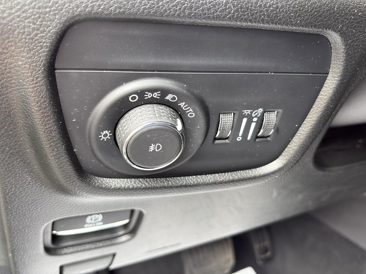 Jeep Grand Cherokee Limited 4x4 2023
